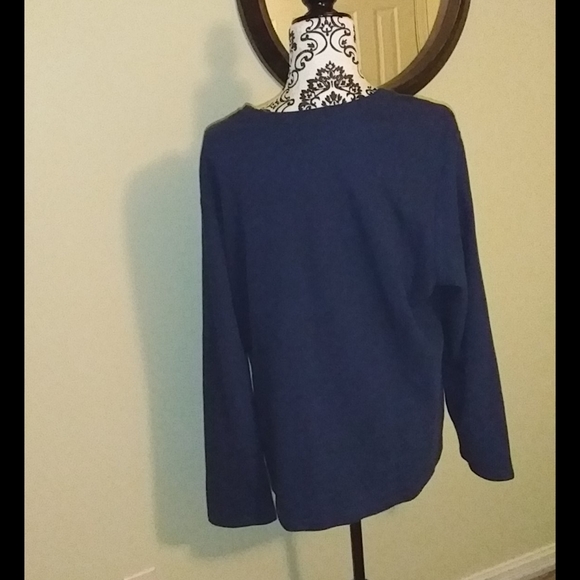 ✅4/$20✅ George Classic Blue Women’s V-neck style dressy style sweater! - Picture 3 of 6